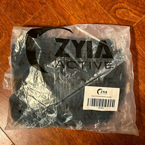 Zyia active breeze jacket Small - Picture 4 of 4